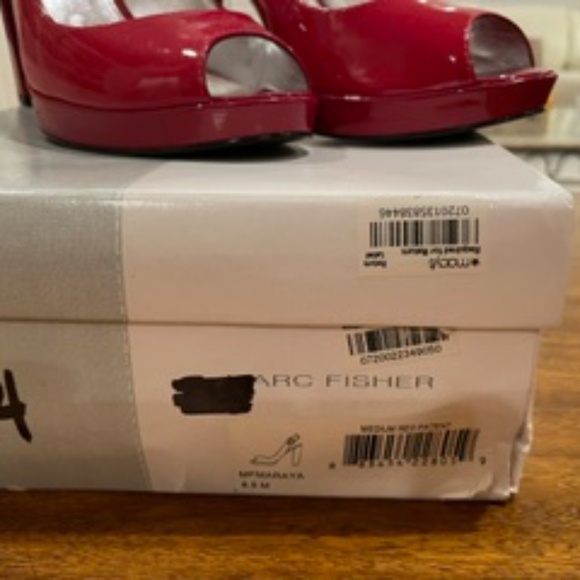 Marc Fisher - Maraya - Medium Red Patent Heels - Size 8.5 M - Picture 2 of 8